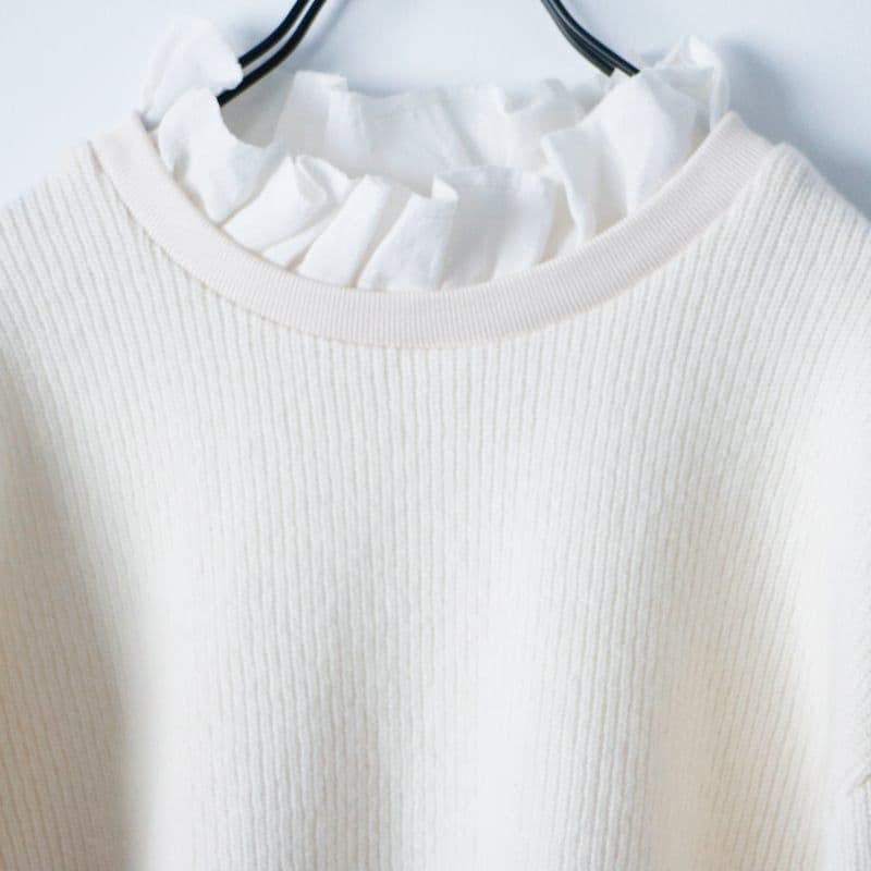 ★美品★magali クォーターフリルプルオーバー　ニット