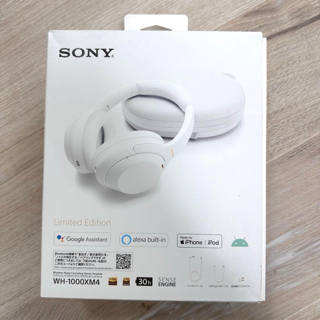 SONYワイヤレスヘッドホン サイレントホワイトWH-1000XM4 WM