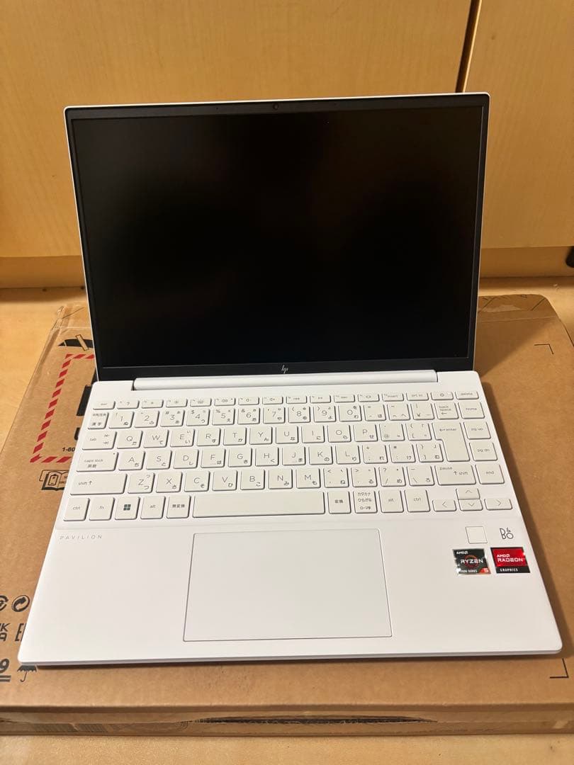 ノートパソコン　HP Pavilion Aero 13-be
