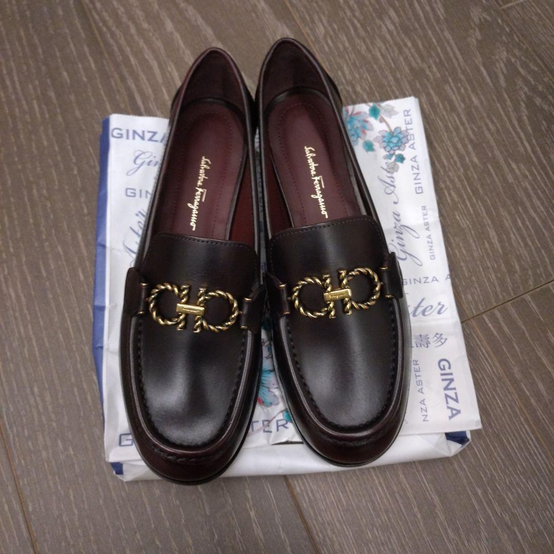 新品♡Salvatore Ferragamo ローファー ダークブラウン