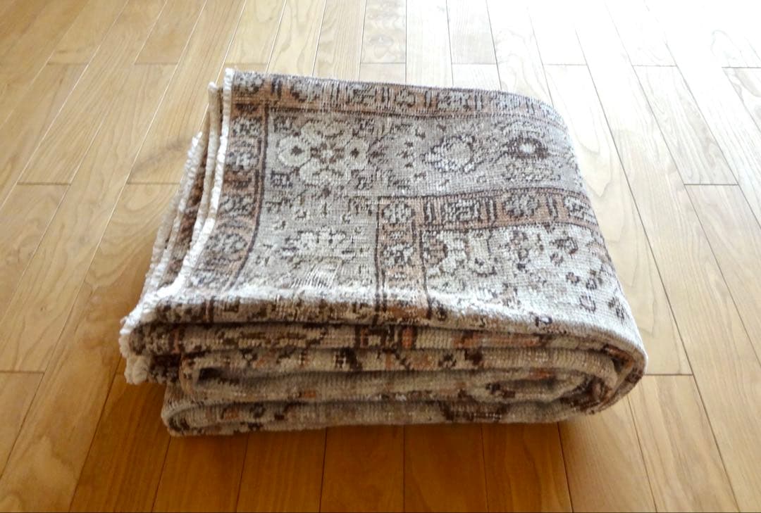 トルコヴィンテージラグ 142 × 254 ベージュ アナトリア地方