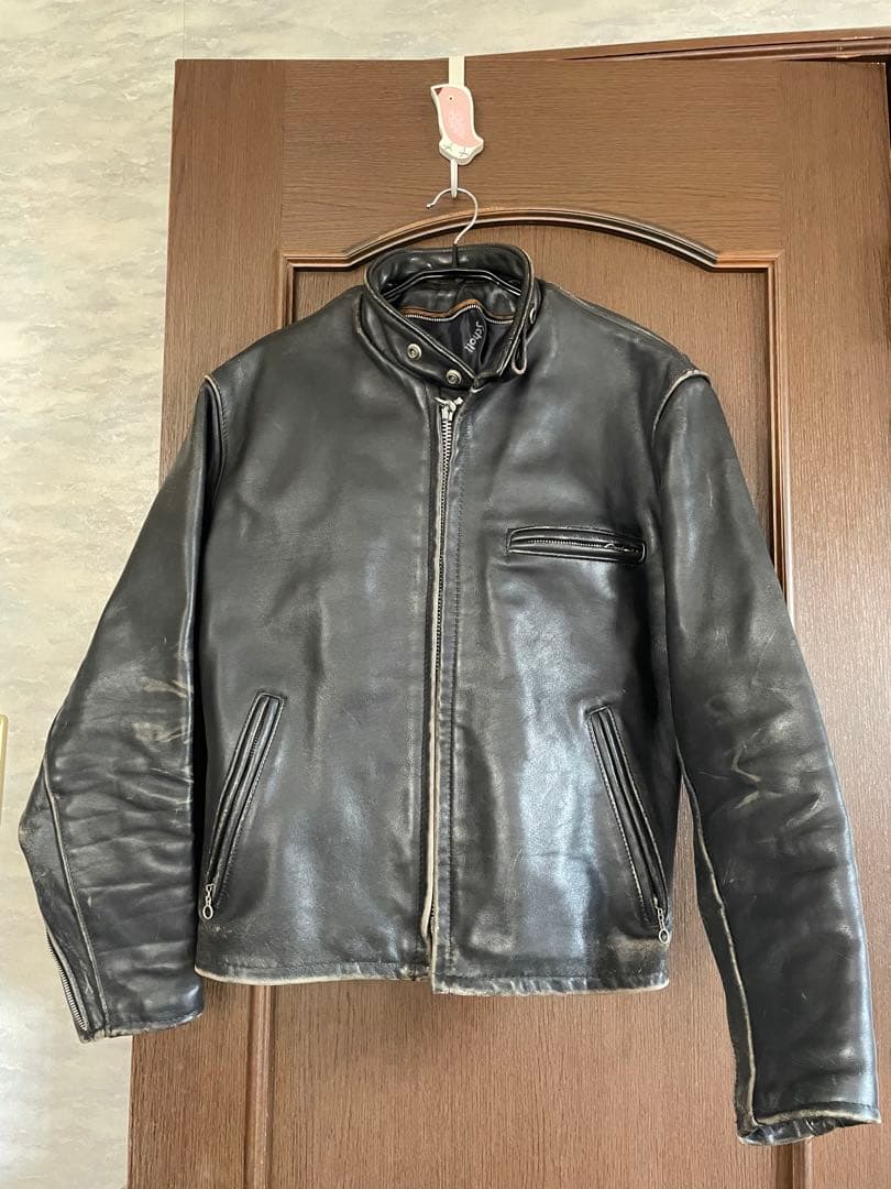 しょう　Schottシングルライダース