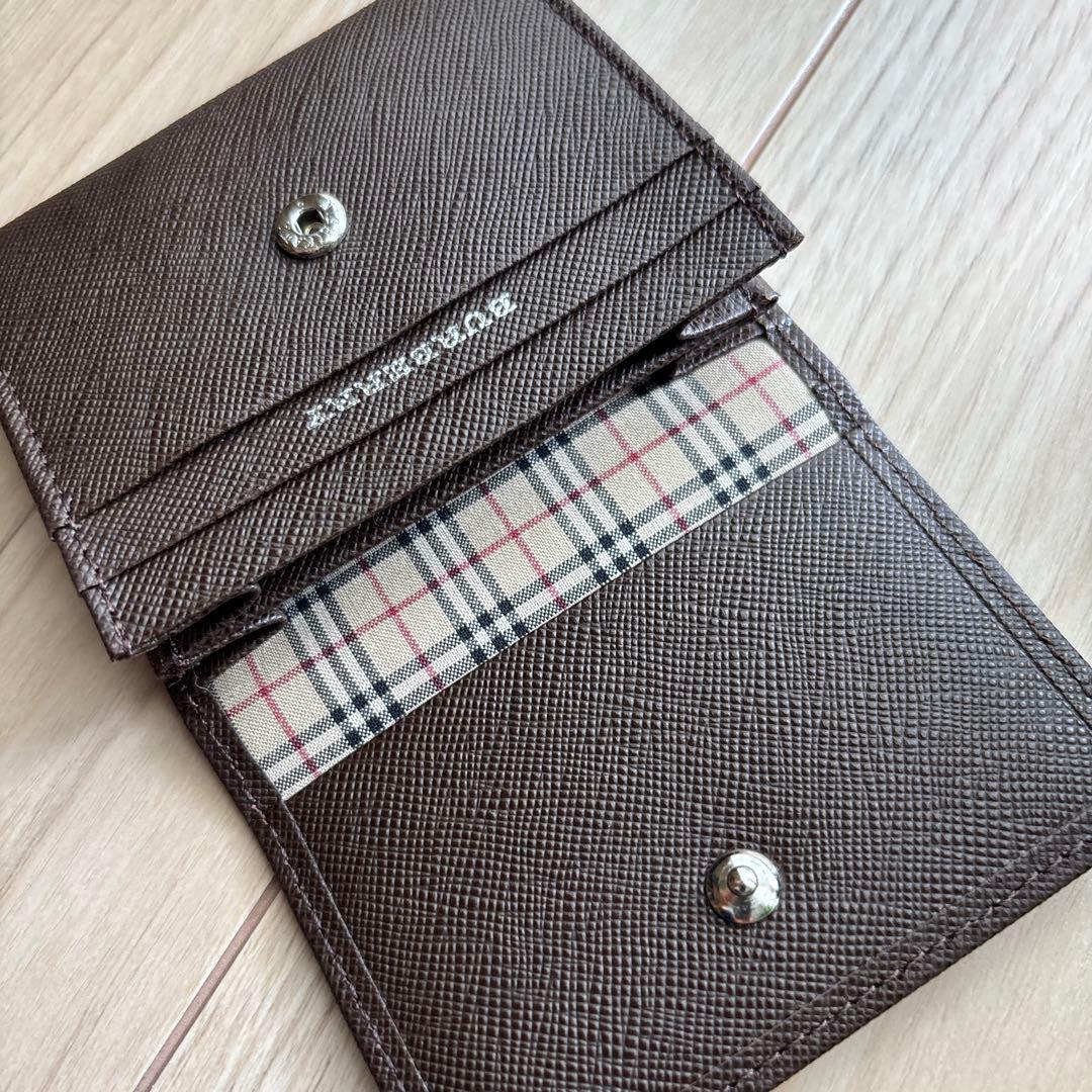 BURBERRY ブラウン ケース FN 5505