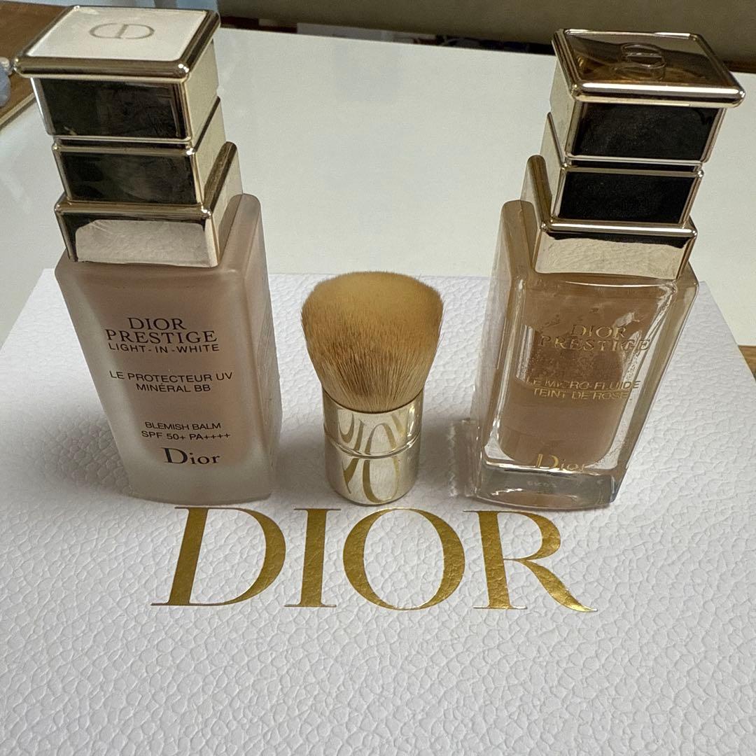 Dior Prestige リキッドファンデーション プレステージ　BB 01