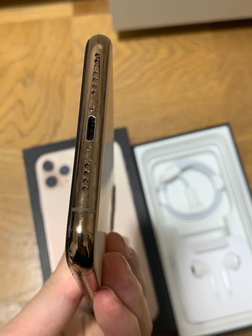 iPhone 11 Pro Max 64GB 本体