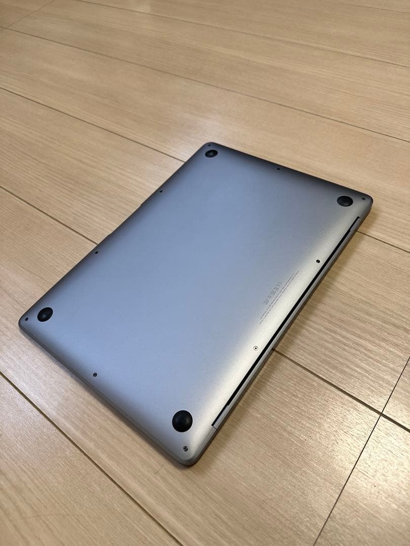 MacBook Air 13インチ 2018 i5 メモリ8GB