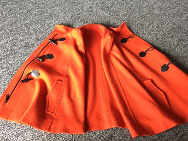 ヨシエイナバのダッフルコート美品です