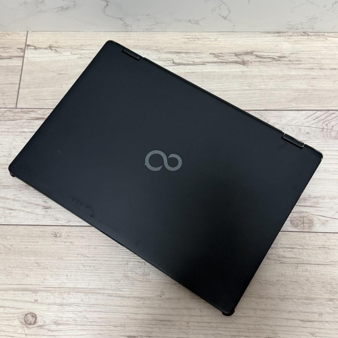 第10世代 core i5 富士通 薄型ノートPC バッテリー良好