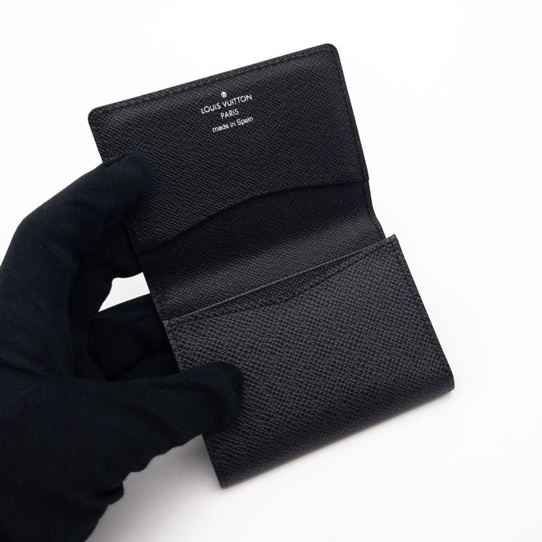 【極美品】ルイヴィトン　アンヴェロップカルトドゥヴィジット　タイガ　名刺入れ