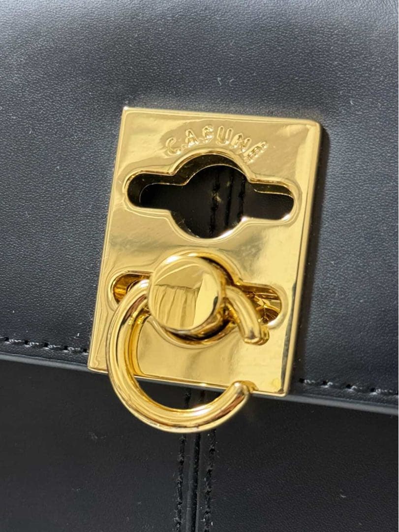 【ショーン】美品カフネ　スタンスバッグ　ブラック