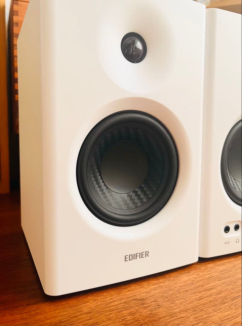 EDIFIER MR4 ホワイトスピーカー