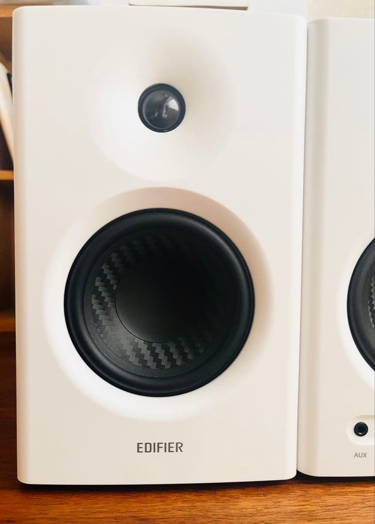 EDIFIER MR4 ホワイトスピーカー