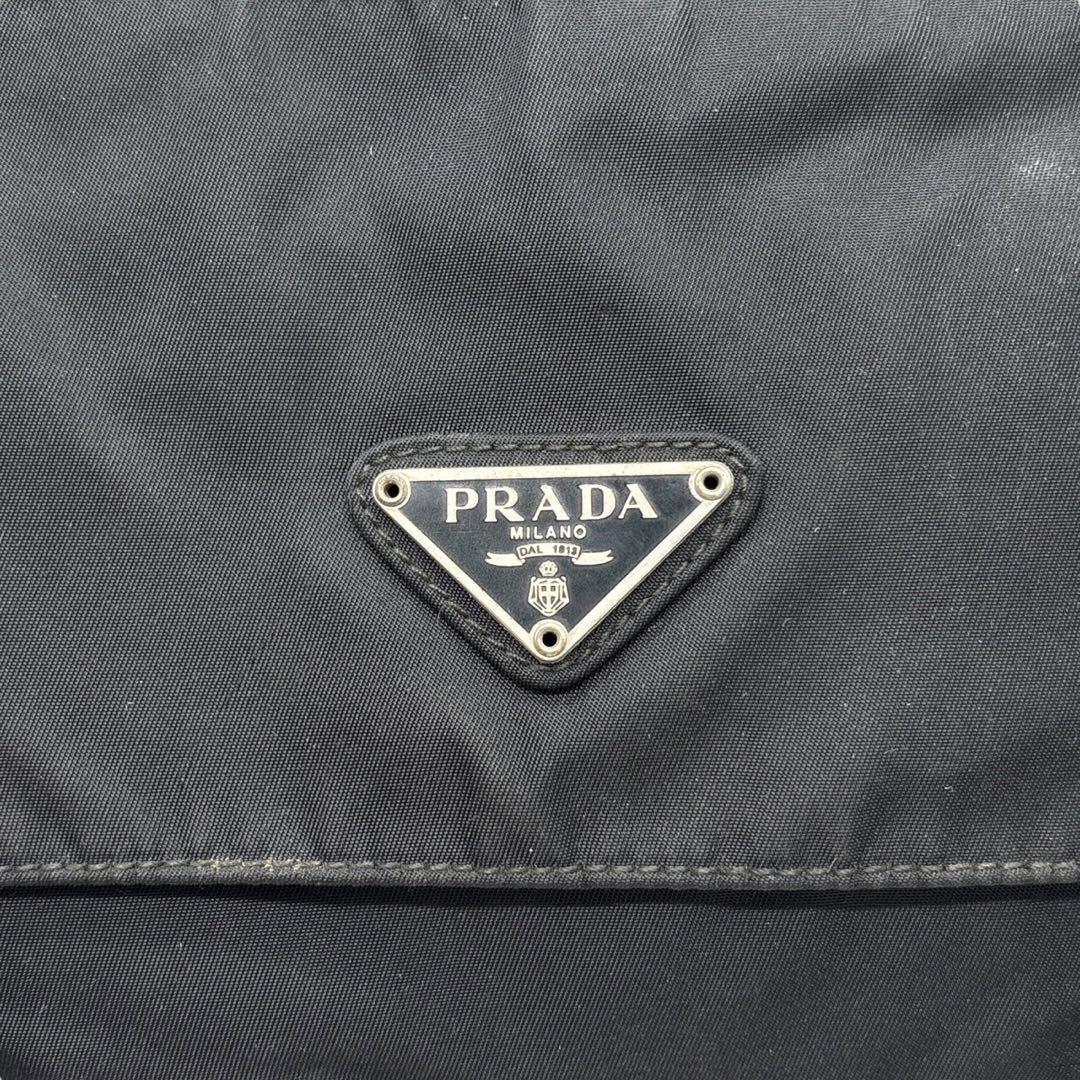 プラダ　メッセンジャーバッグ　ショルダーバッグ　三角ロゴ　白タグ　ブラック