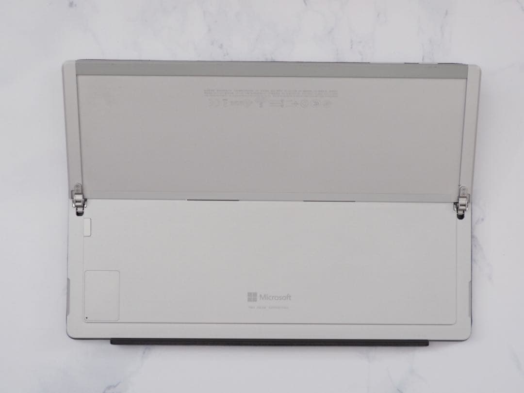 Surface Pro7＋ LTE Advanced 16GB/256GB