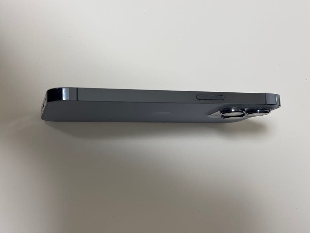 iPhone 13 pro バッテリー最大容量86% simフリー