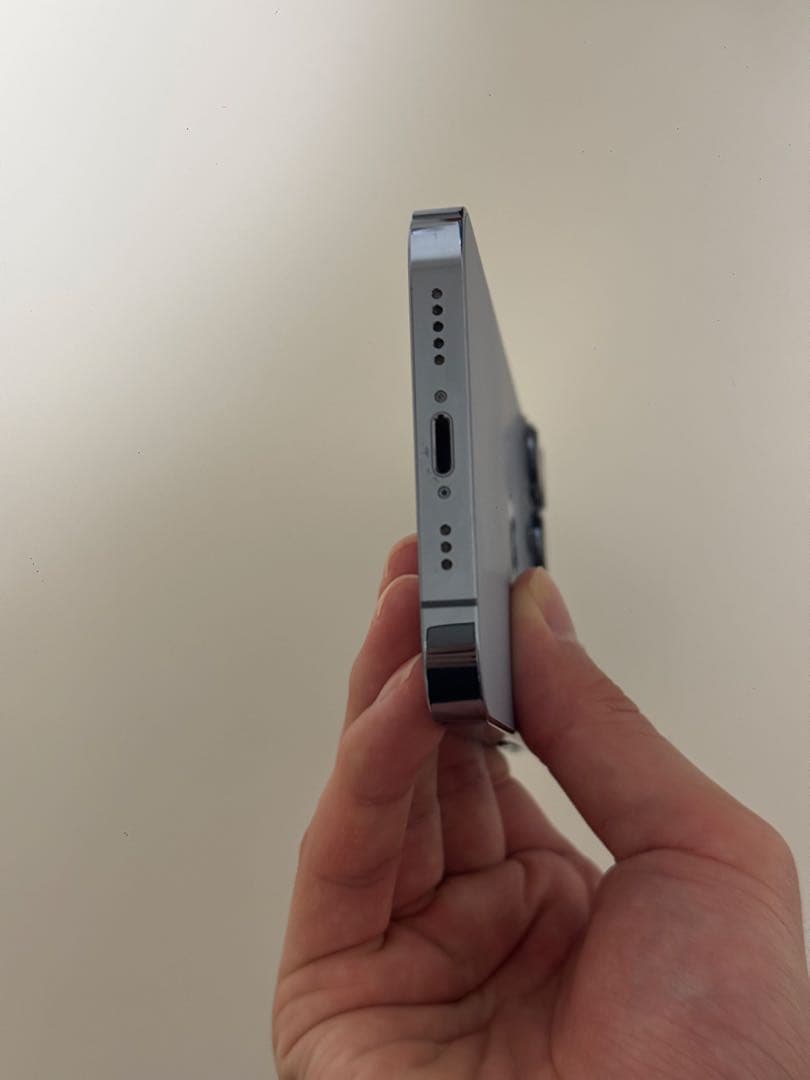 iPhone 13 pro バッテリー最大容量86% simフリー