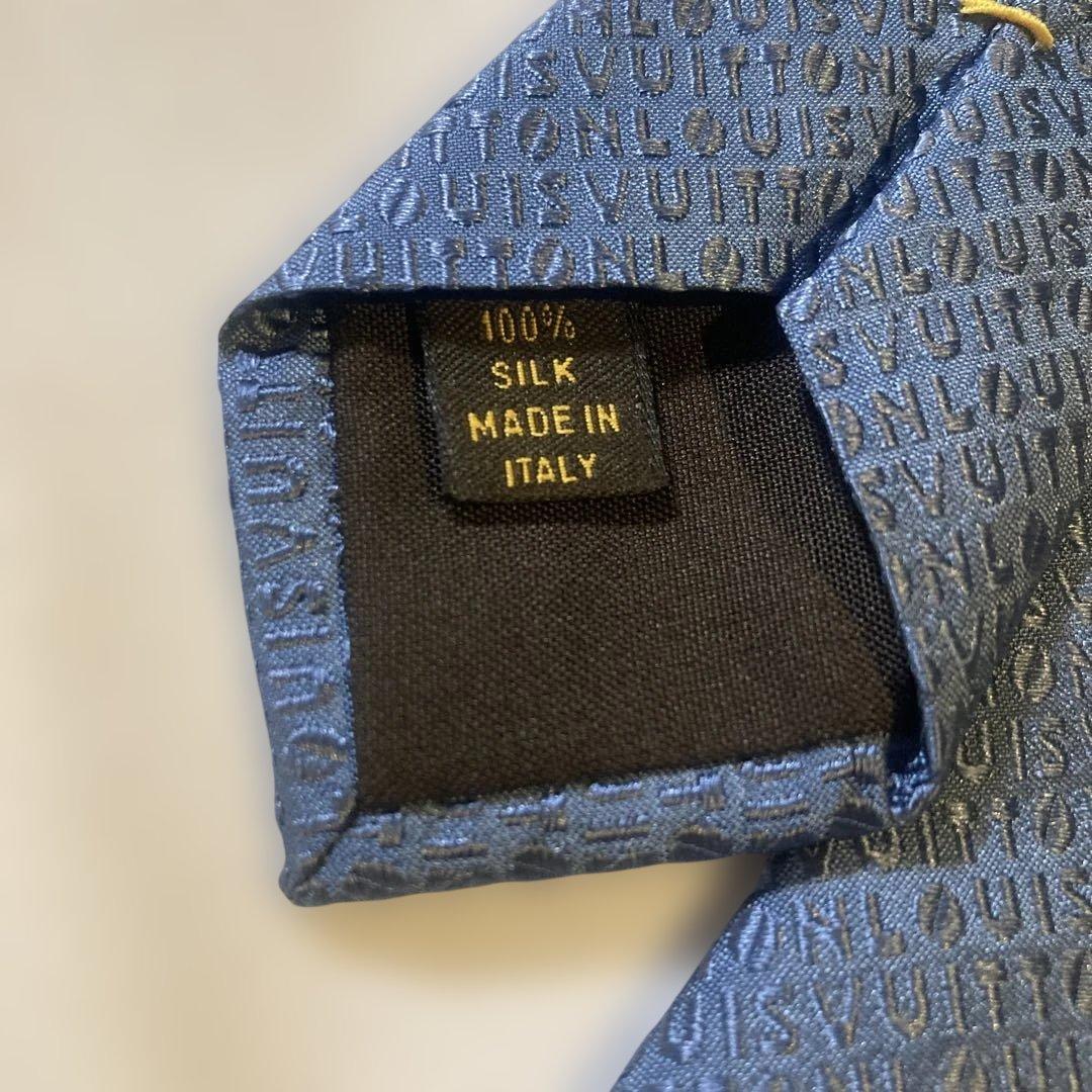 LOUIS VUITTON ネクタイ ★美品.ロゴ総柄.肉厚.イタリア製.シルク