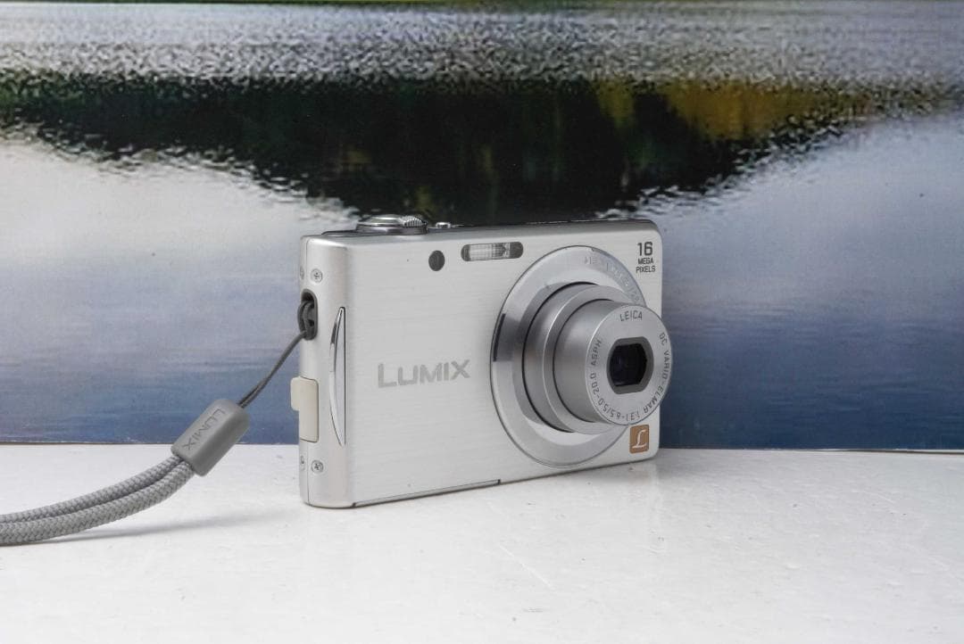 Panasonic パナソニック LUMIX ルミックス DMC-FH5