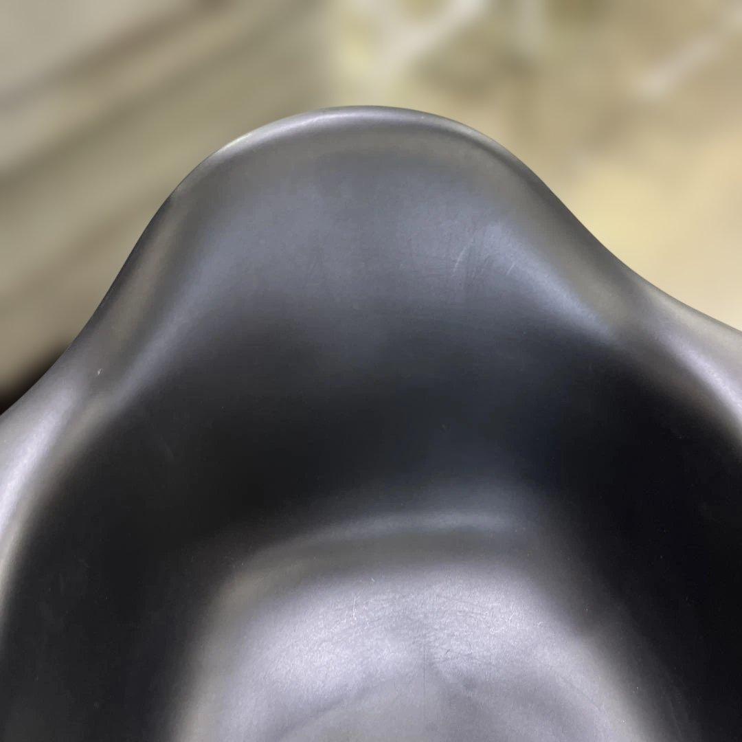 【イームズ】◇ ロッカーベース◆シェルアームチェア◇ヴィトラ社◆