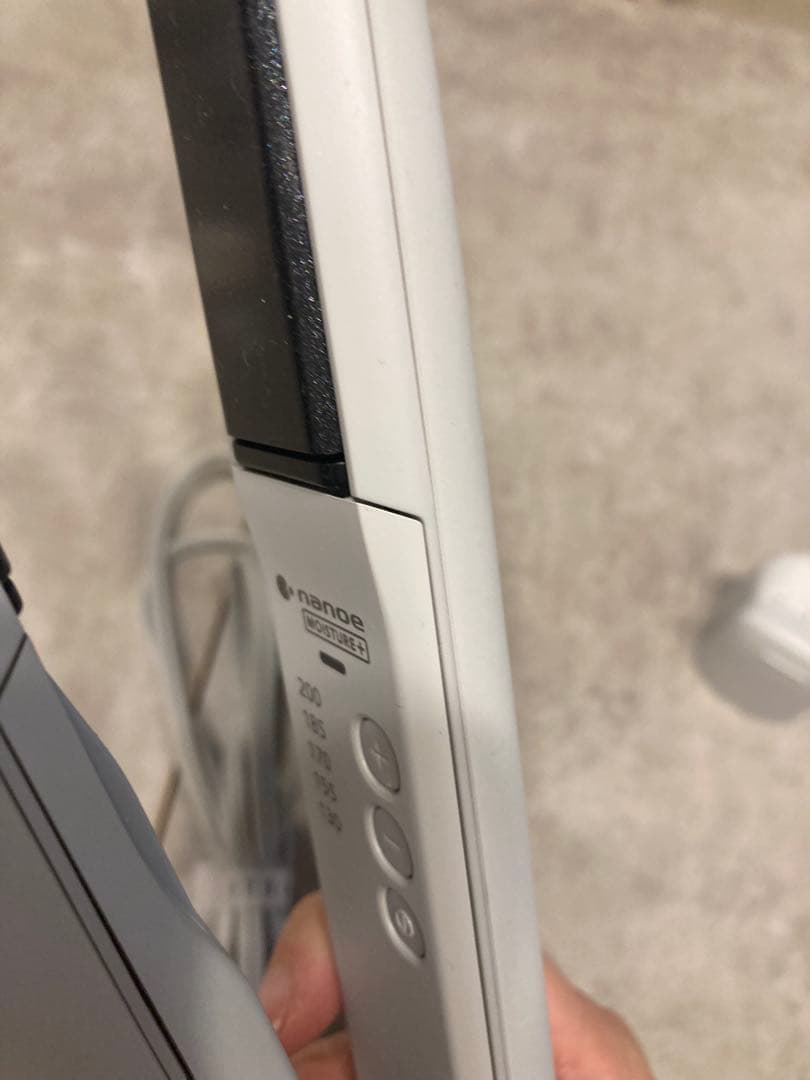 ぬけちゃんさん専用　パナソニック ストレートアイロン ナノケア