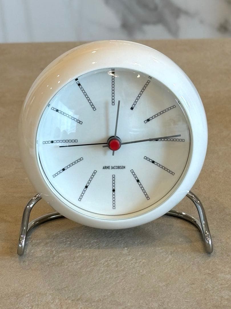 アルネヤコブセン 置き時計 バンカーズ テーブルクロック　ホワイト