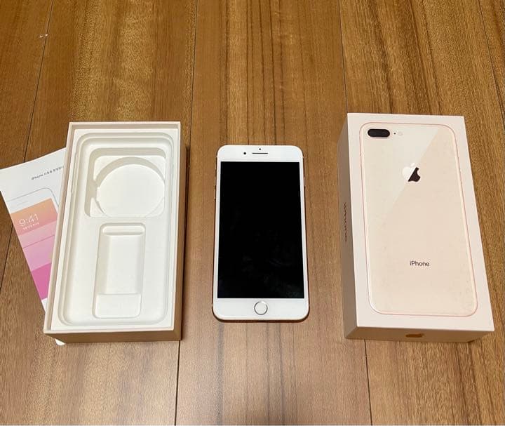 Apple iPhone 8 Plus GOLD 64GB SIMフリー