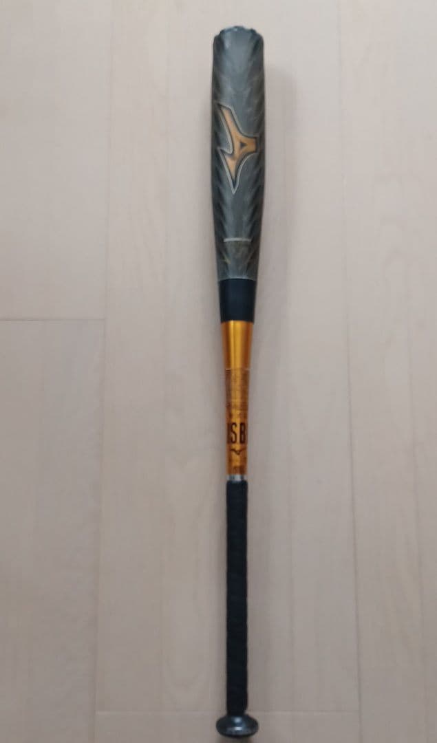 一般軟式用バットビヨンドマックスギガキング02　83cm720gトップバランス