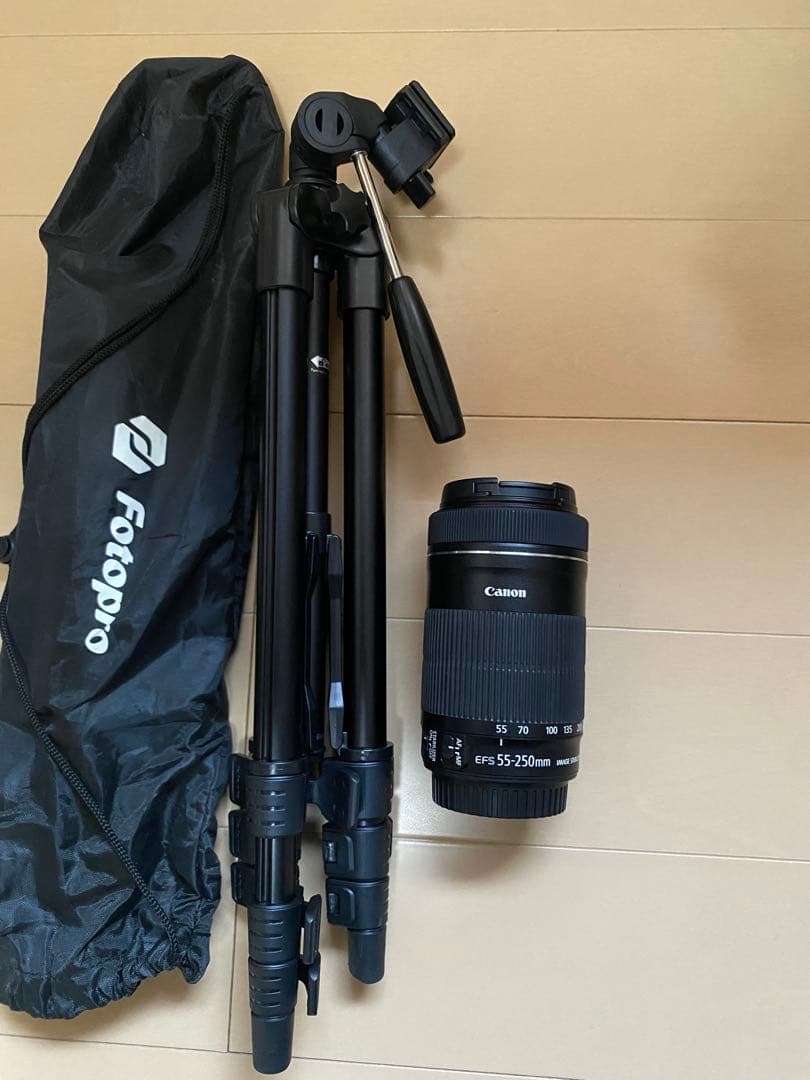 Canon EOS Kiss X7i【望遠レンズと三脚付き】