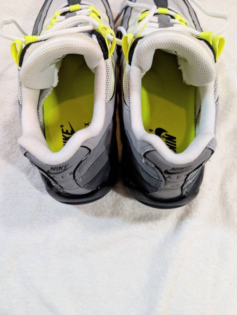毎日値下げ　ナイキ エアマックス95 イエローグラデ 2020☆正規品☆美品☆