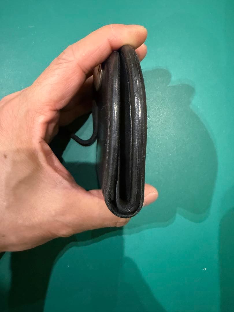 goro's 丸型小銭入れ (黒)