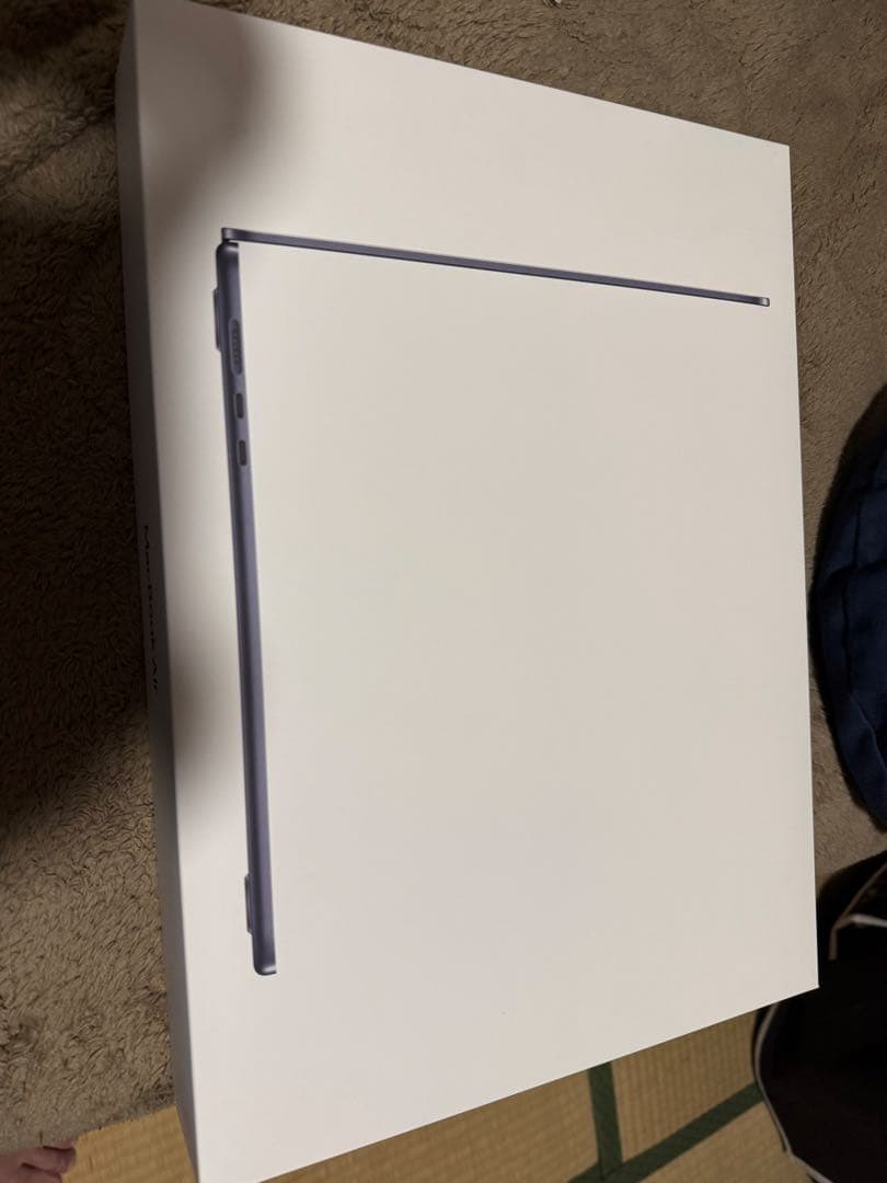 【中古品】MacBook Air M2 15インチ　256GB