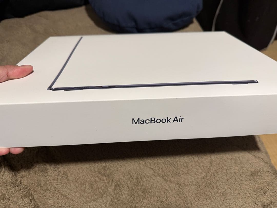 【中古品】MacBook Air M2 15インチ　256GB
