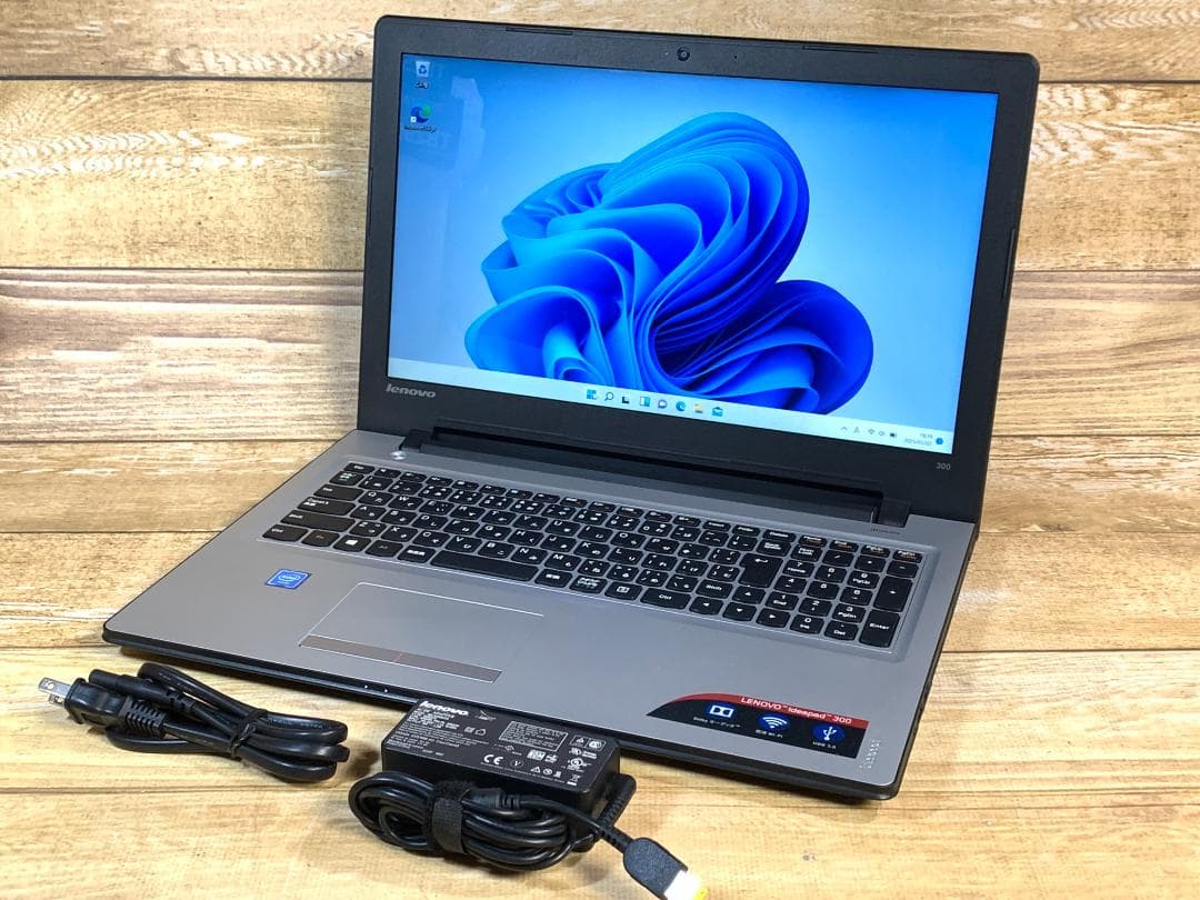 レノボ 使用少95h 快速SSD Windows11 ideapad 良品美品