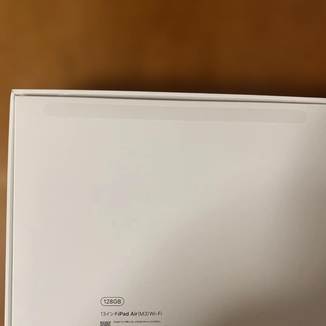 刻印入り air m3 13 インチ　ケースとペーパーライクフィルム付き