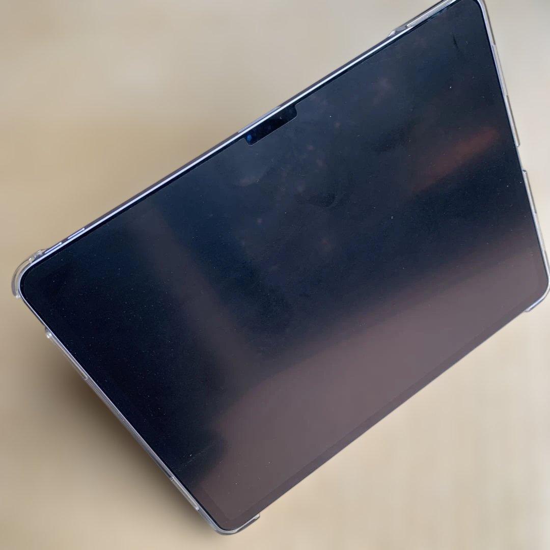 刻印入り air m3 13 インチ　ケースとペーパーライクフィルム付き