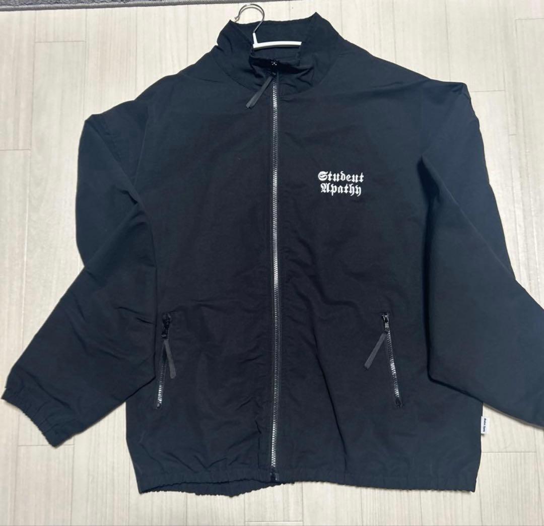student apathy ナイロンセットアップ