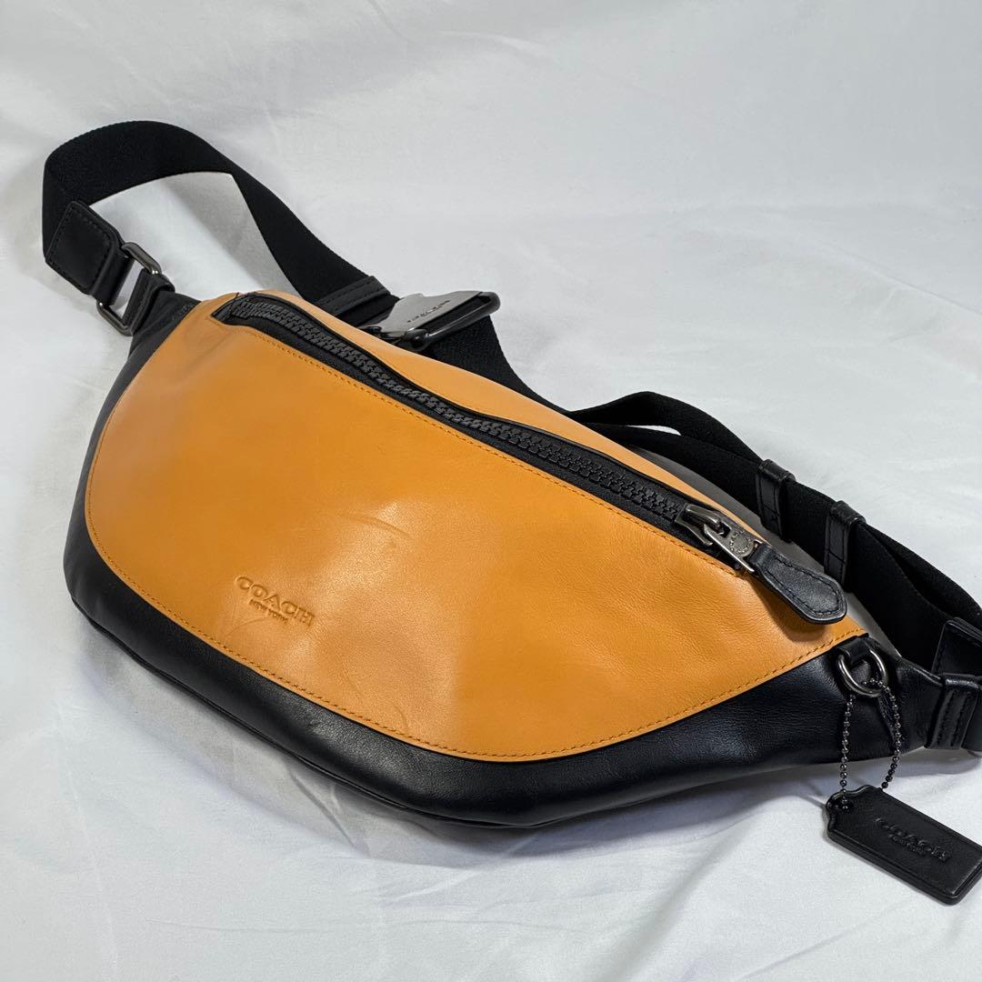 コーチ COACH ボディバッグ 肩掛け ショルダーバッグ