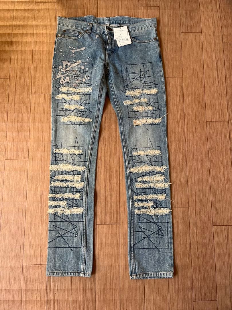 新品タグ付き ヒステリックグラマー　ダメージジーンズ　Mサイズ