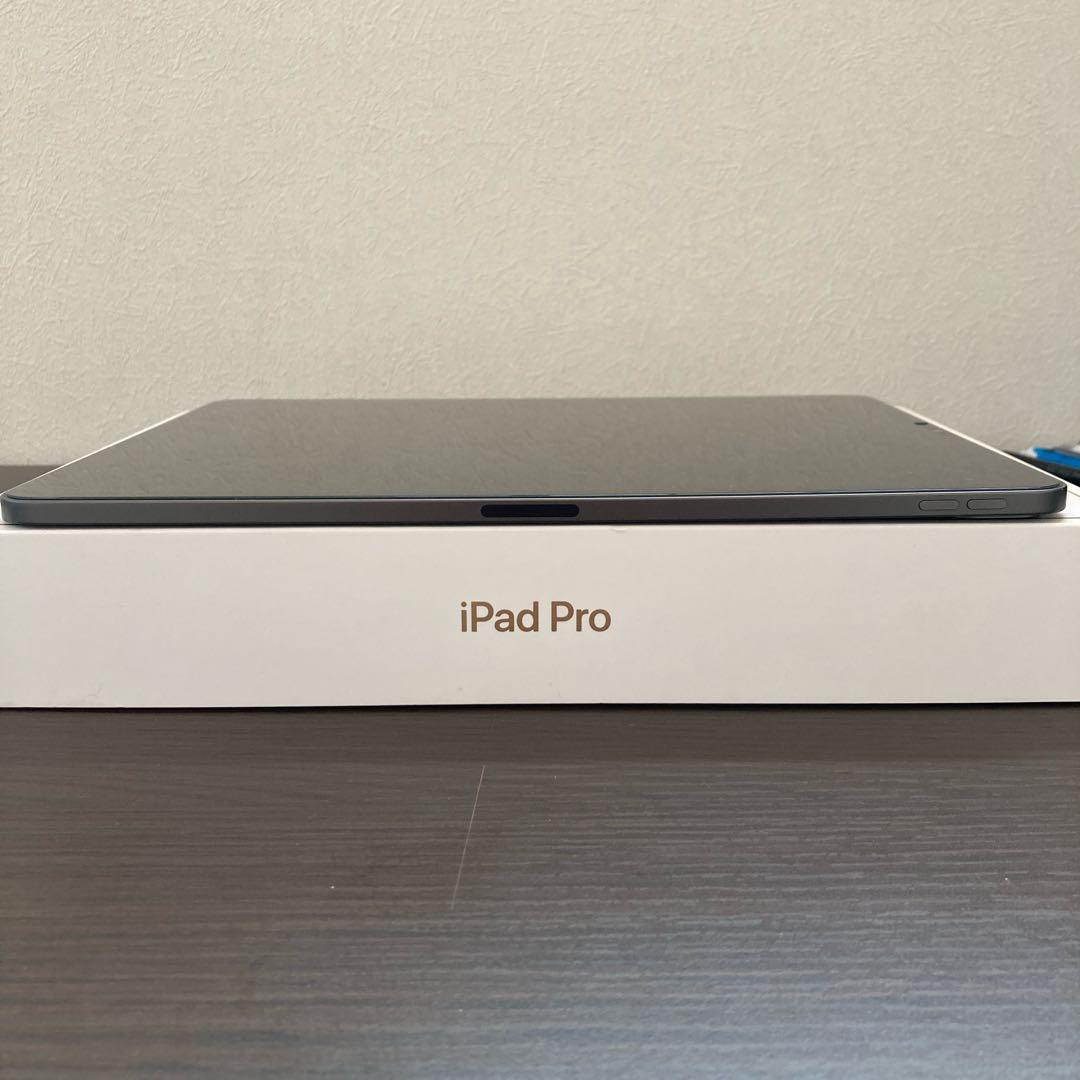 【極美品】iPad Pro 12.9インチ 第5世代 WiFiモデル 128GB