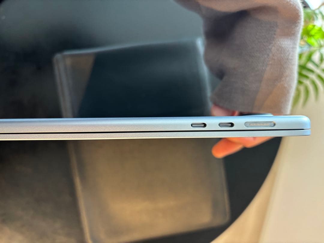 MacBook 15インチMacBook Air M4チップ16GB 256GB