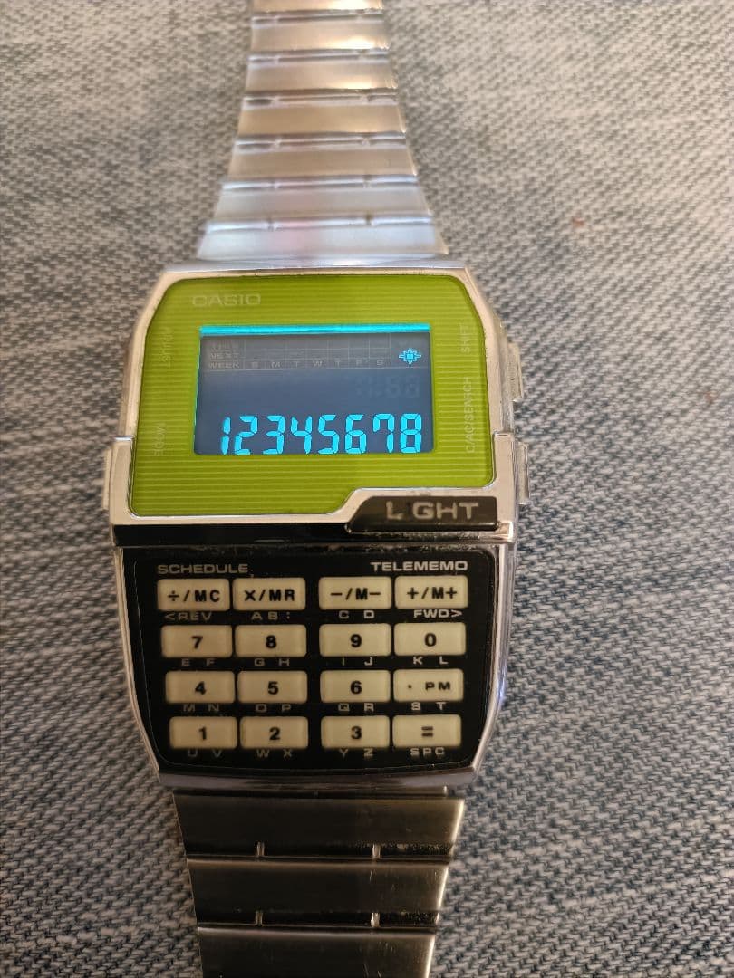 CASIO DATA BANK データバンク反転液晶　デジタル腕時計