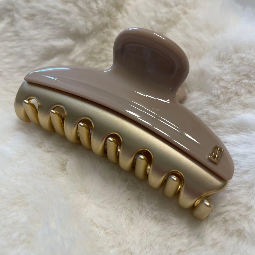 アレクサンドルドゥパリ　VENDOME M クリップ　ベージュ