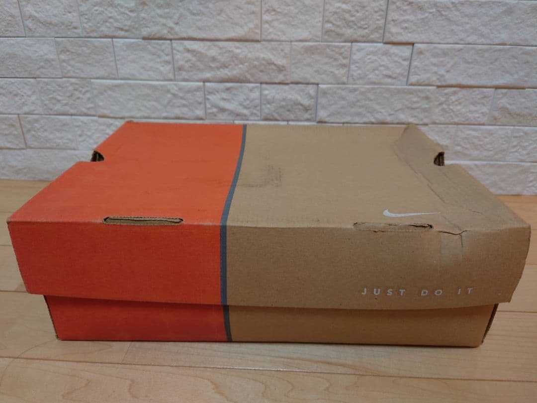 ナイキ　裏ダンクハイ