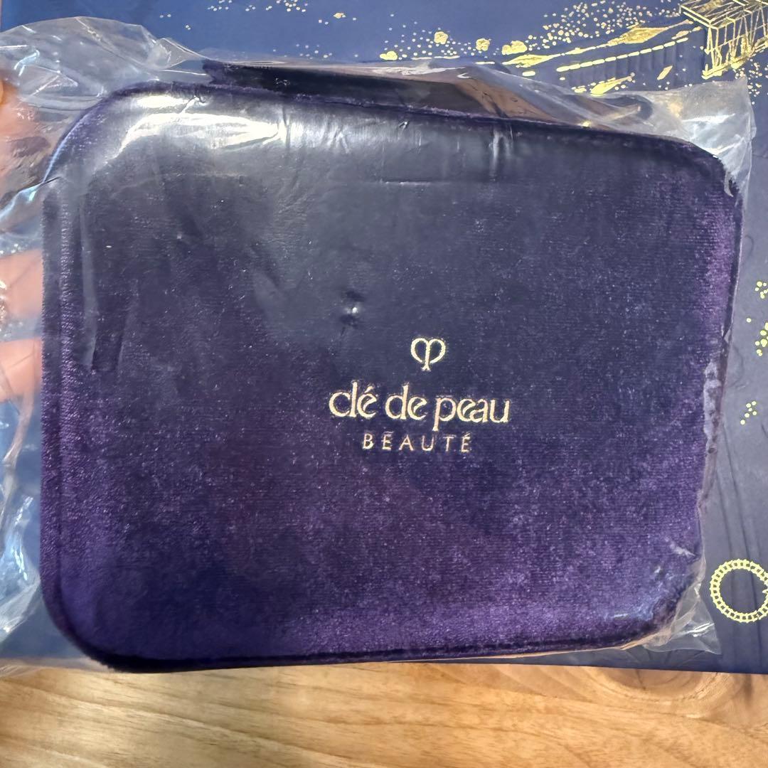 clé de peau BEAUTÉ クレドポーボーテ　ポーチセット