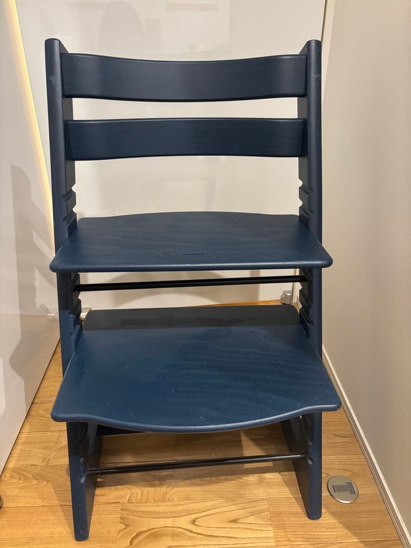 ストッケ　トリップトラップ　ミッドナイトブルー