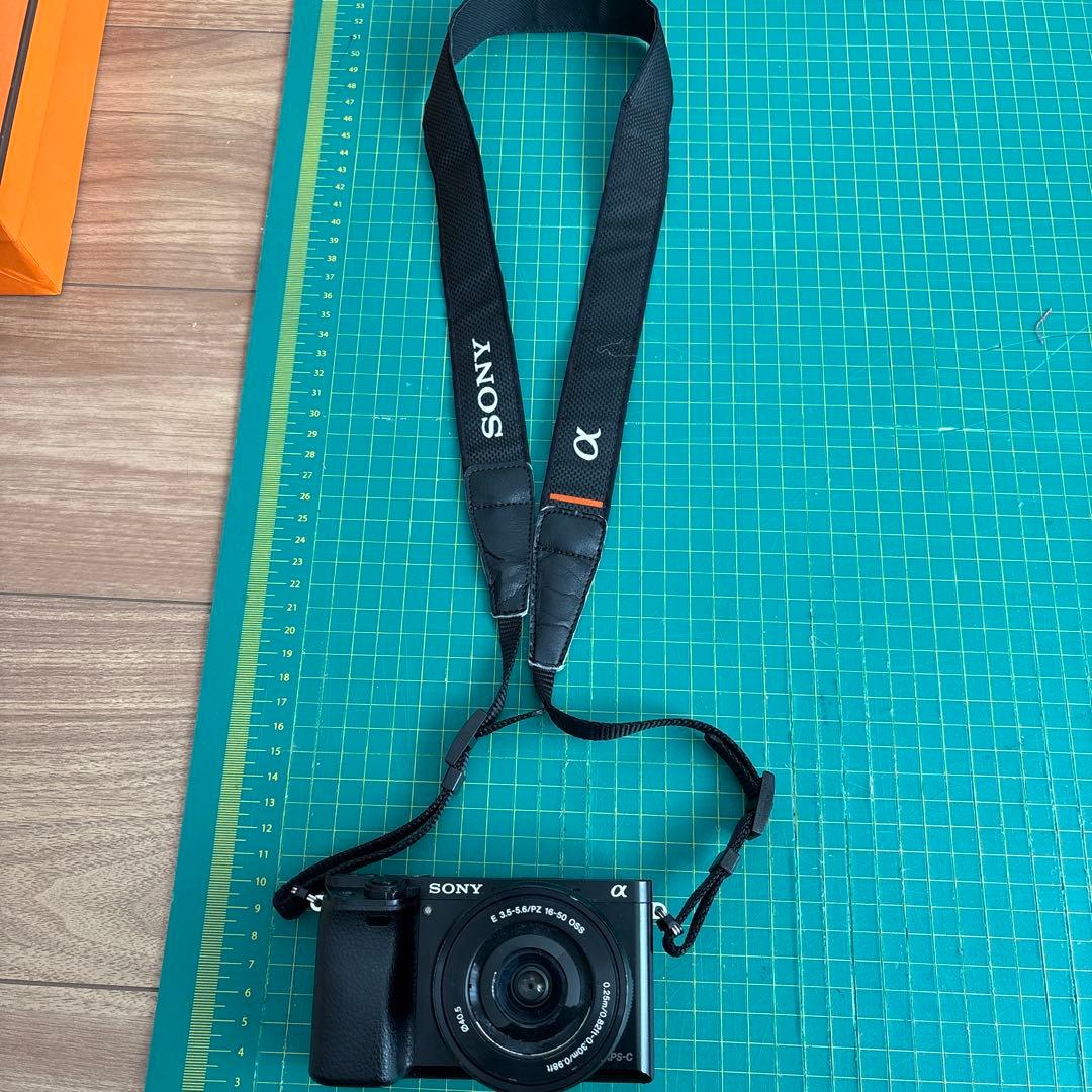SONY α6000 ミラーレスカメラ ブラック