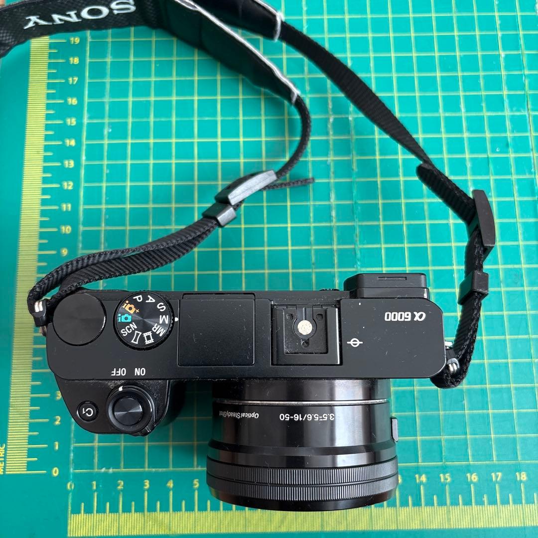 SONY α6000 ミラーレスカメラ ブラック