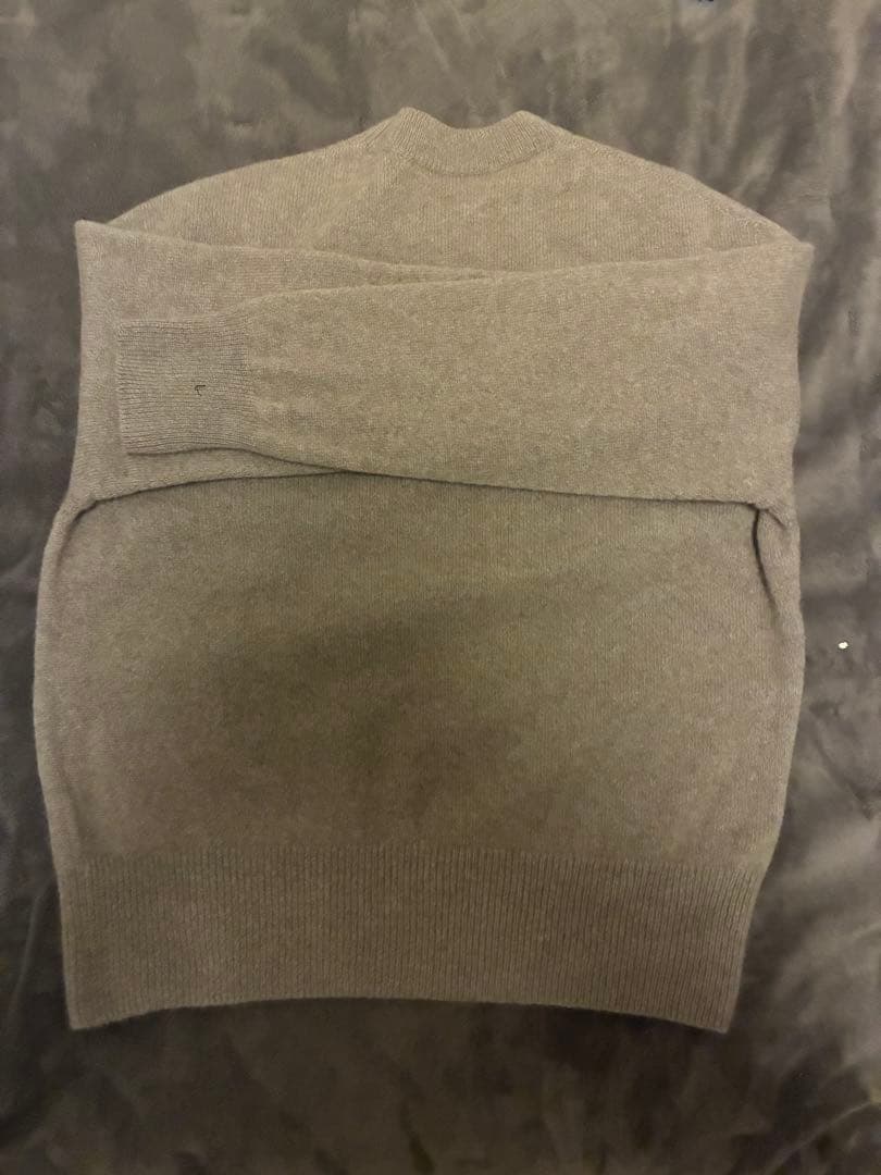 YOKE カシミアホールガーメントクルーネックセーター　サイズ2