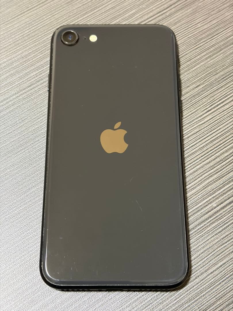 Apple iPhone SE2 第二世代　64GB SIMフリー