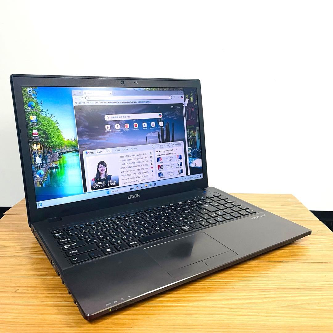 すぐ使える快適SSDノートパソコンWindows11オフィスDVDカメラ